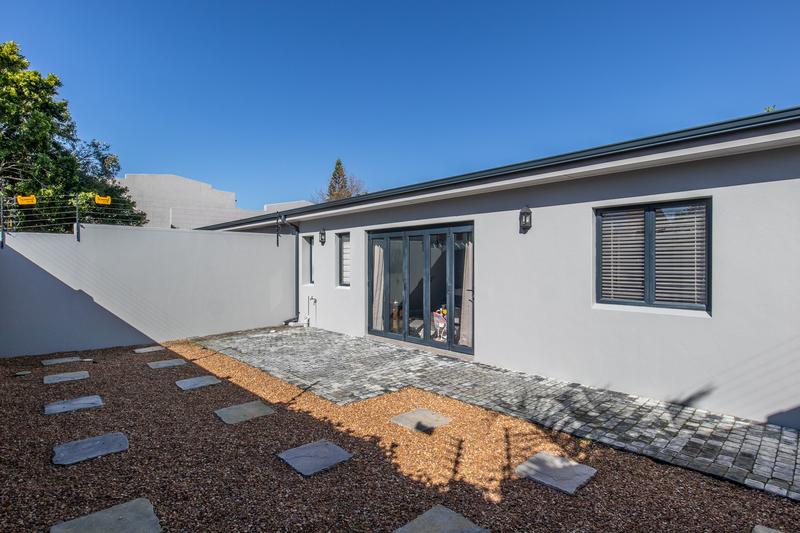 To Let 3 Bedroom Property for Rent in Constantia Western Cape